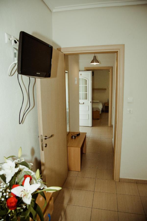 Assa Inn Pyrgadikia Exterior photo