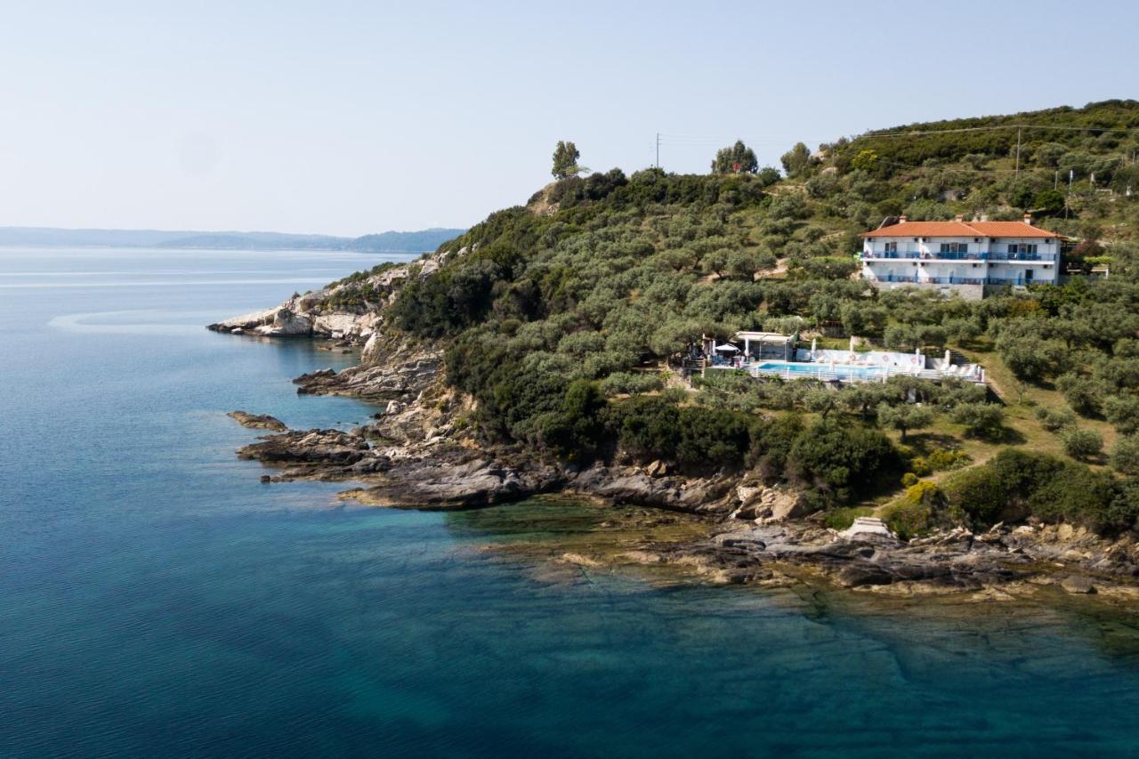 Assa Inn Pyrgadikia Exterior photo