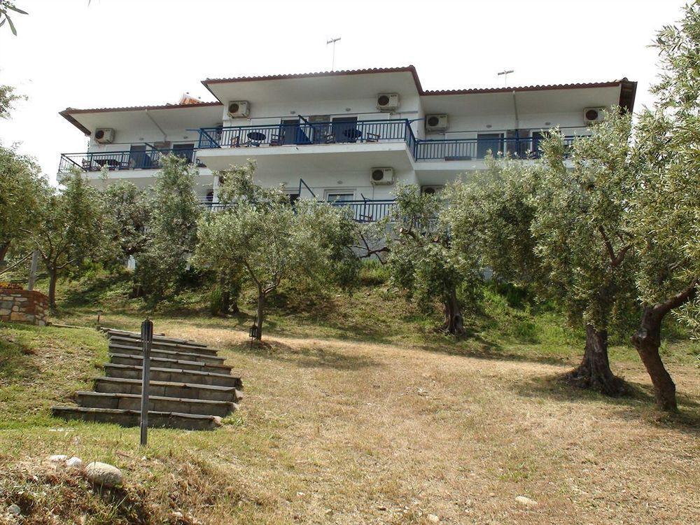 Assa Inn Pyrgadikia Exterior photo