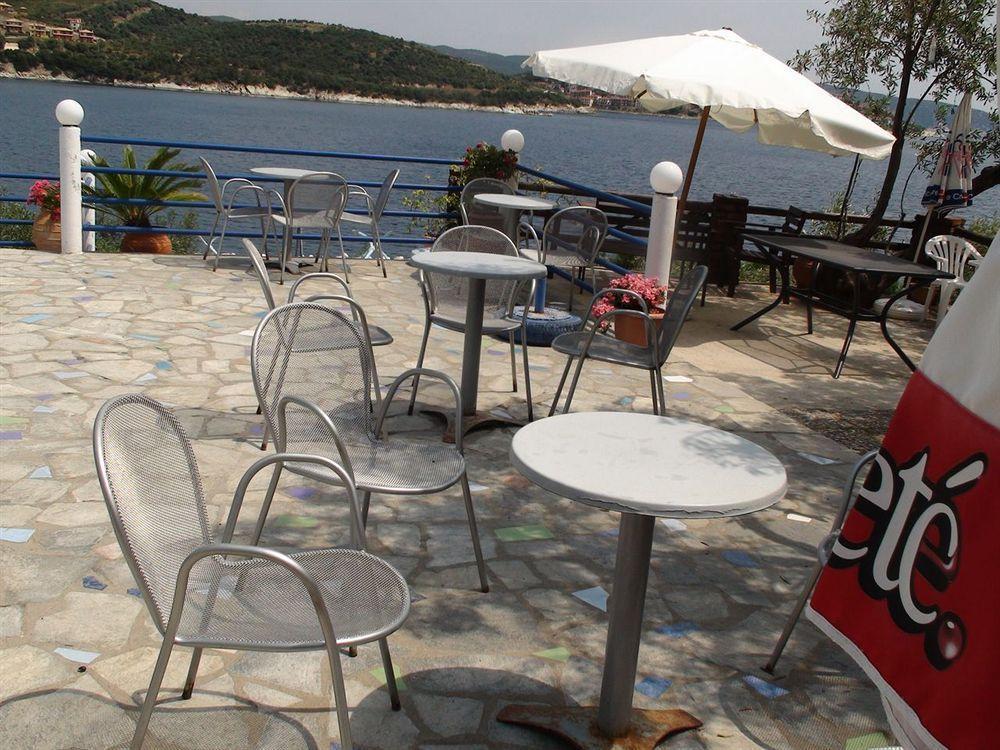 Assa Inn Pyrgadikia Exterior photo