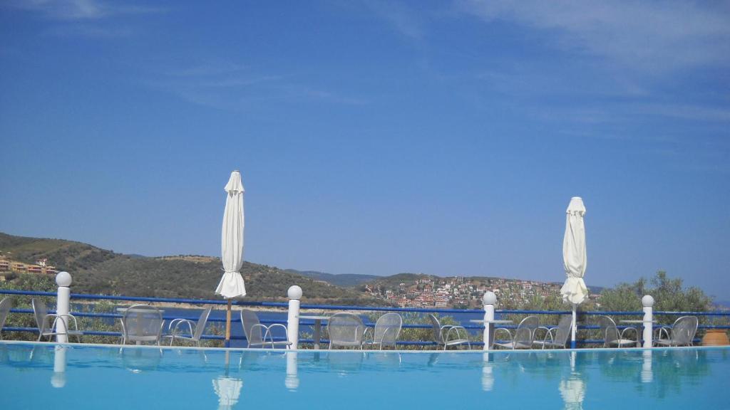 Assa Inn Pyrgadikia Exterior photo
