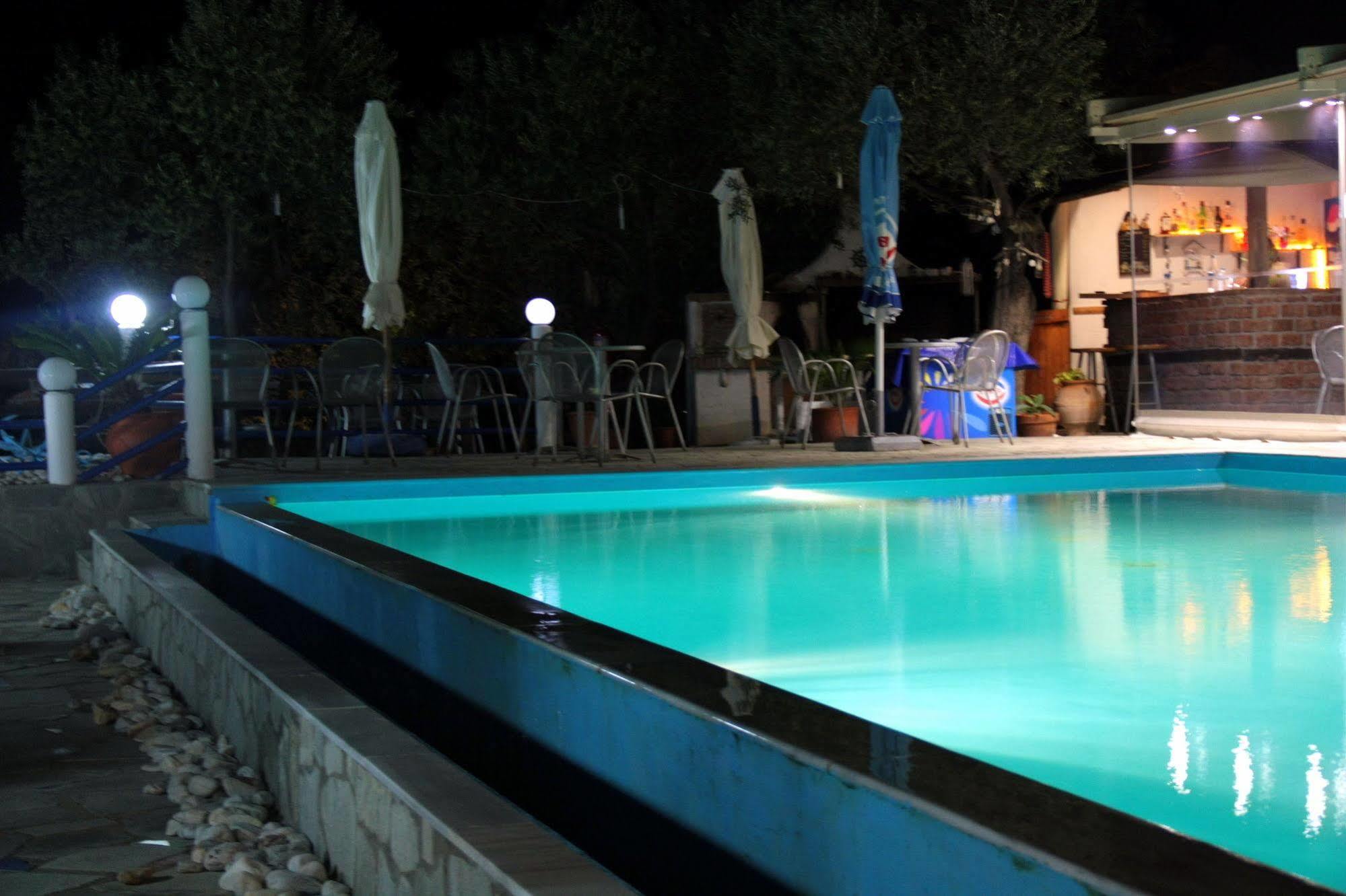 Assa Inn Pyrgadikia Exterior photo
